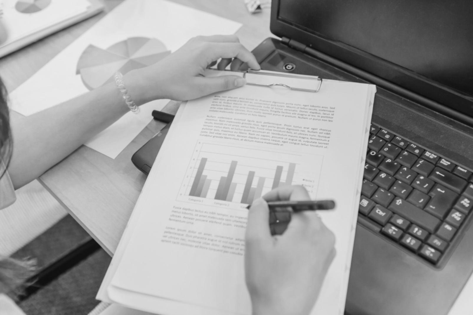Moderne Lernumgebung mit digitalen Tools und Ressourcen